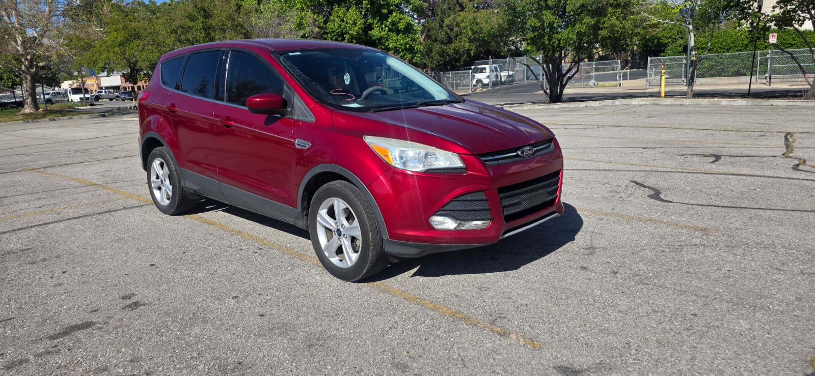 Ford Escape 2013 vista frontal