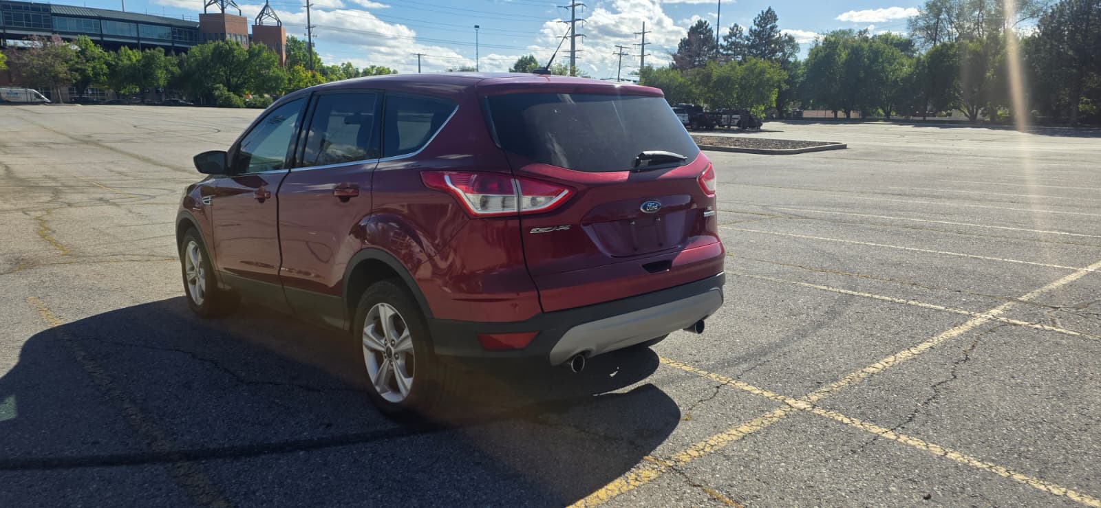 Ford Escape 2013 vista posterior izquierda