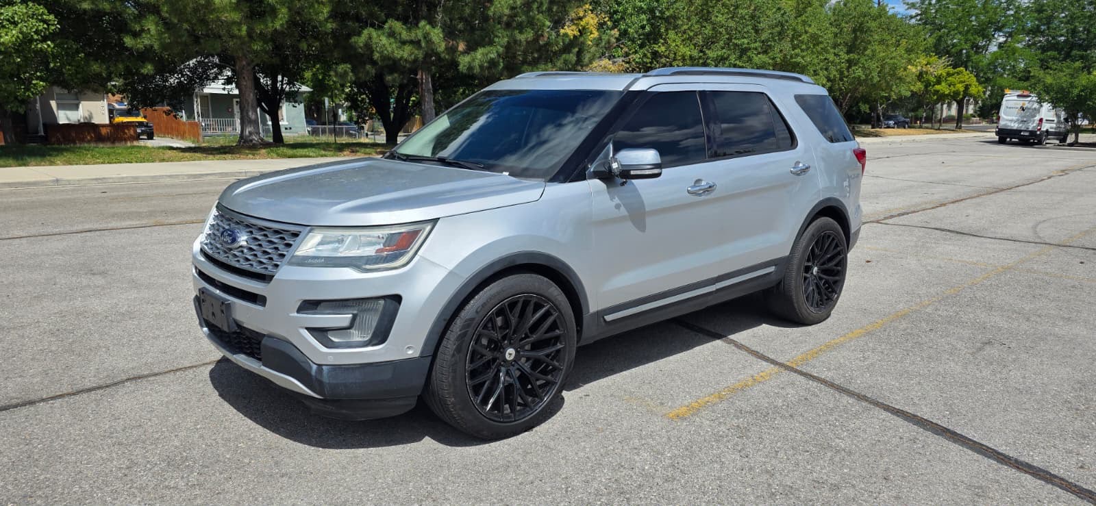 Ford Explorer Platinum 2016 vista frontal lateral